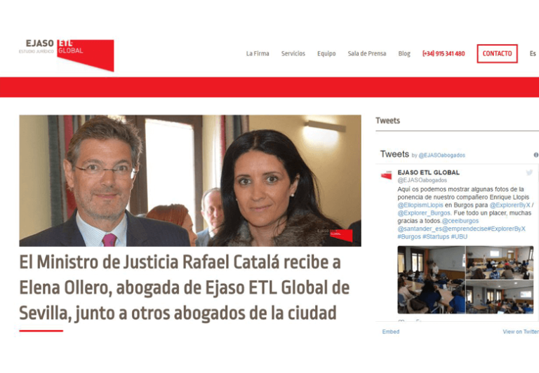 El Ministro de Justicia Rafael Catalá recibe a Elena Ollero, abogada de Ejaso ETL Global de Sevilla, junto a otros abogados de la ciudad